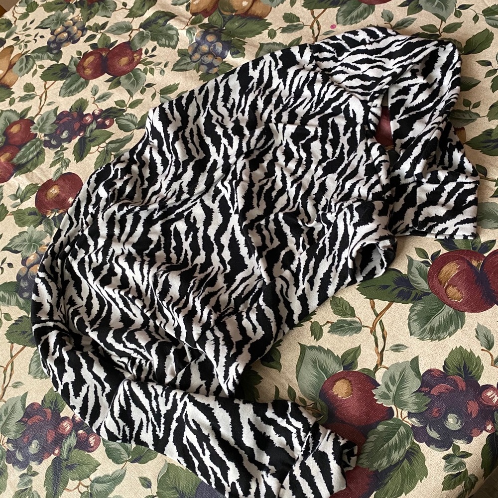 Zebra shirt - Picture 2 of 2